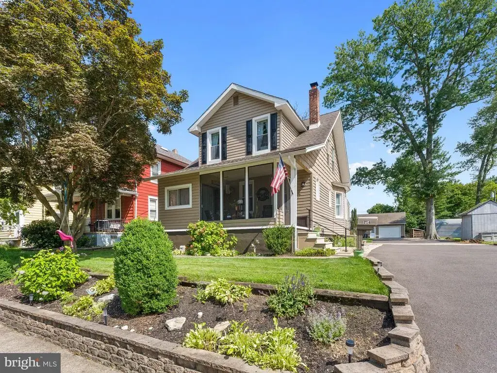214 Spruce St, AUDUBON