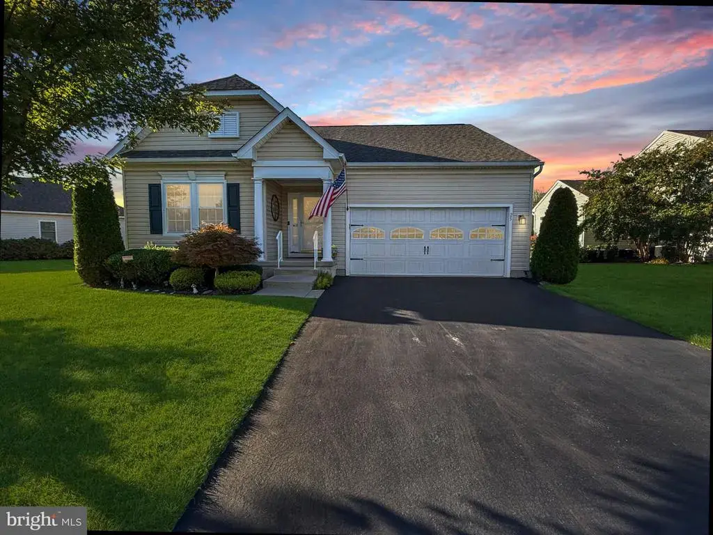 25 Abrams Dr, FLORENCE