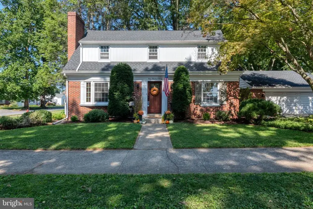320 W End Ave, MANHEIM