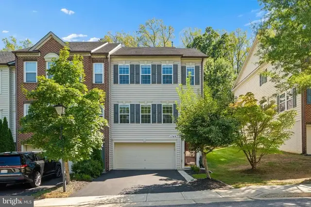 1749 Chiswick, Silver Spring