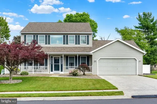 51 White Oak Blvd, Mechanicsburg