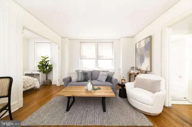2100-2 Walnut St #13g, Philadelphia
