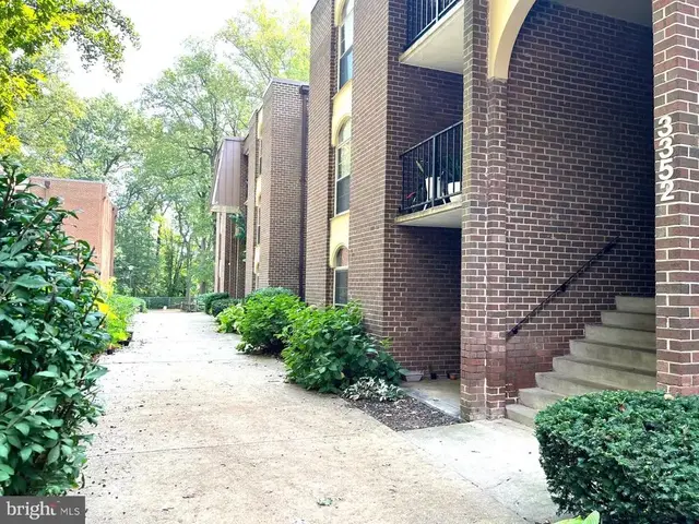 3352 Woodburn Rd #21, Annandale