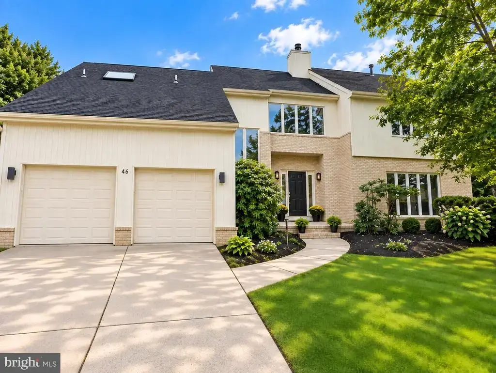 46 Downing Ln, VOORHEES