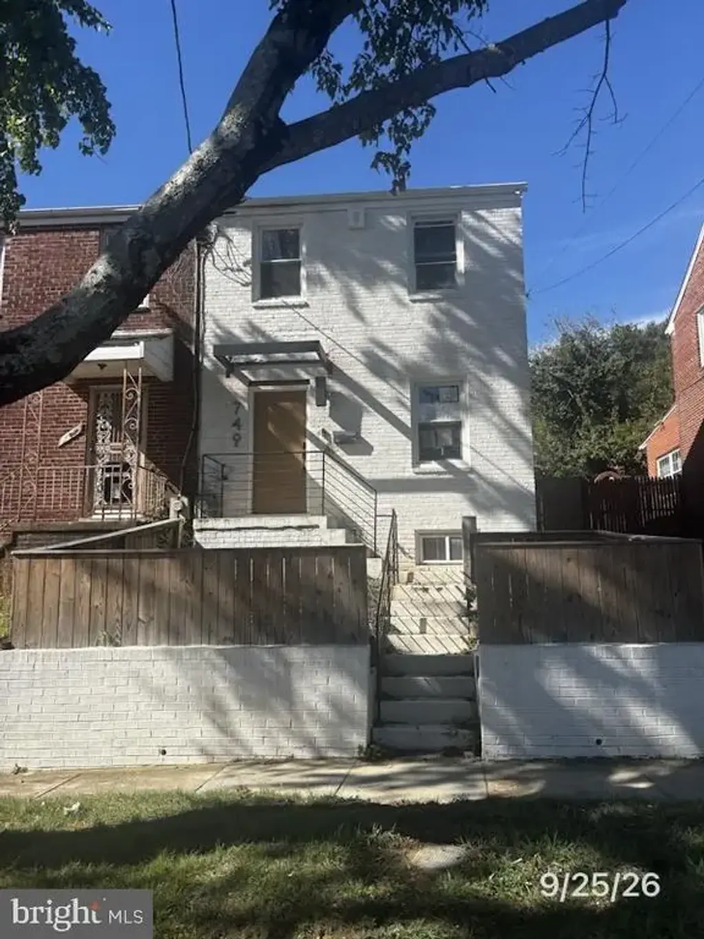 749 Adrian St Se, WASHINGTON