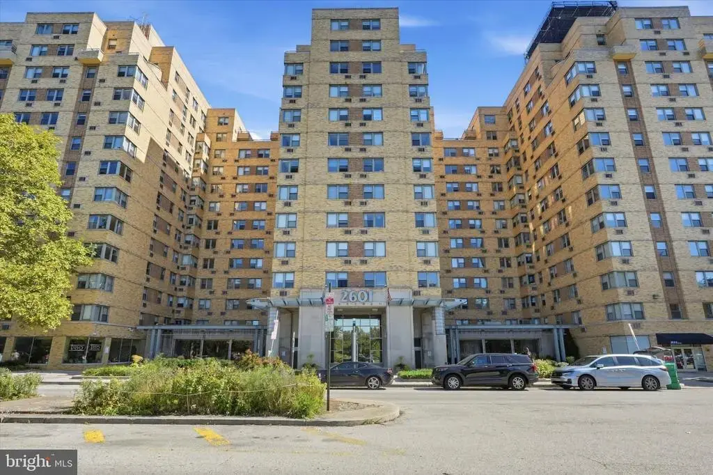 2601 Pennsylvania Ave #522, PHILADELPHIA