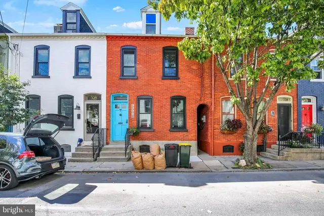 328 Lancaster Ave, Lancaster