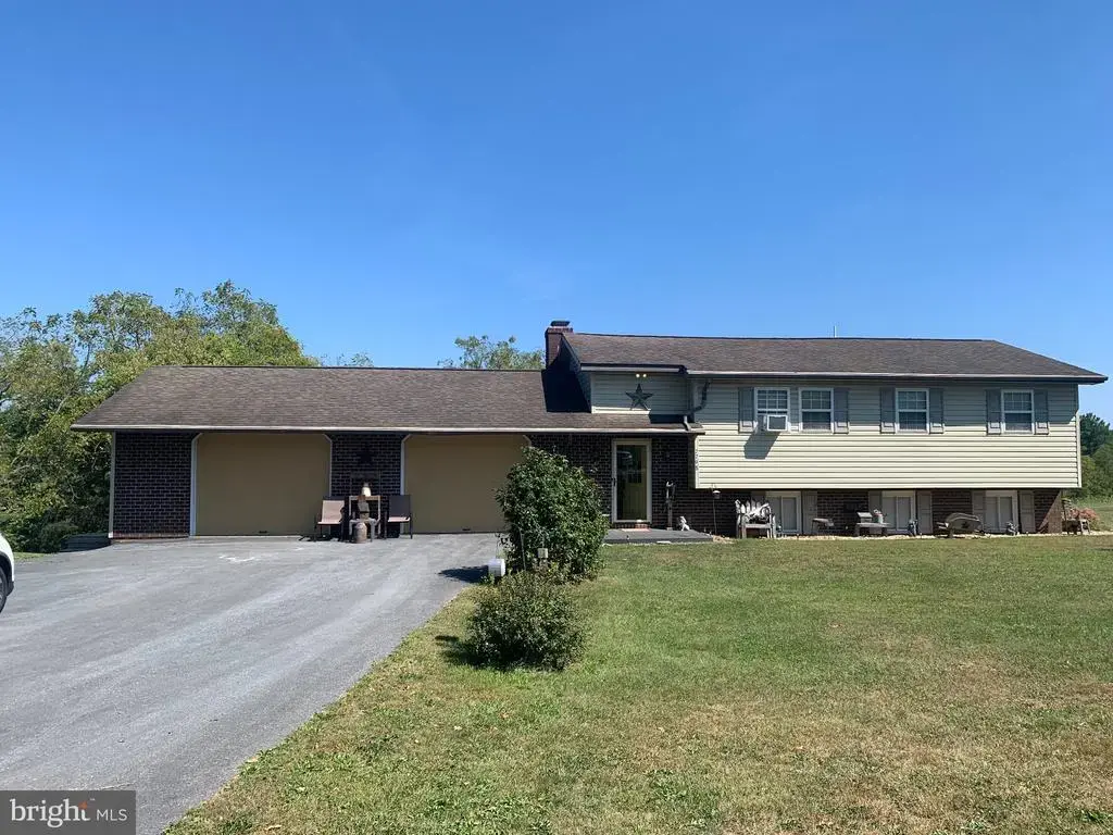 7798 Valley View Ln, GREENCASTLE
