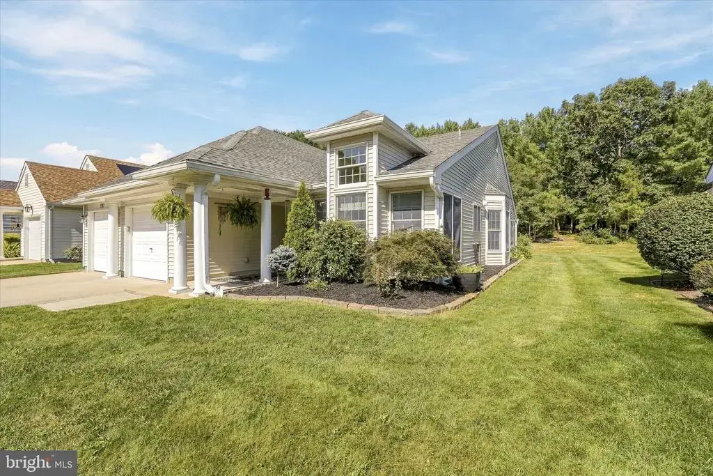 597 Waterford Dr, MANCHESTER