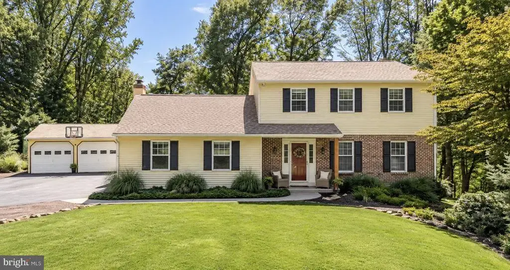 5 Raymond Cir, DOWNINGTOWN