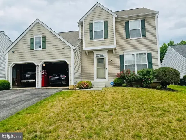 4607 Bishop Carroll Dr, Upper Marlboro