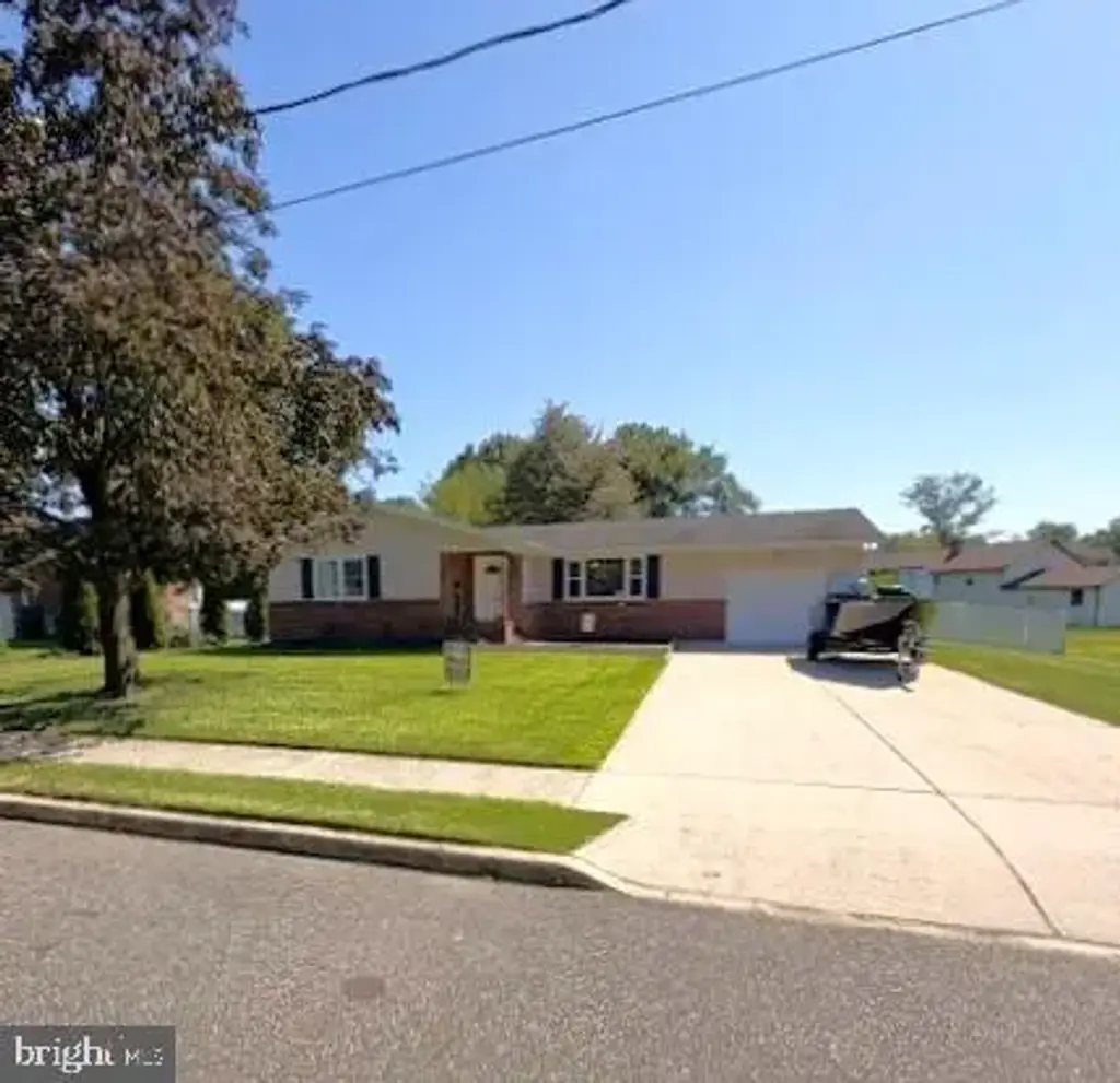 915 Mullen Ave, GIBBSTOWN