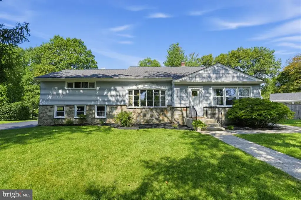208 Oakland Pl, NORTH WALES