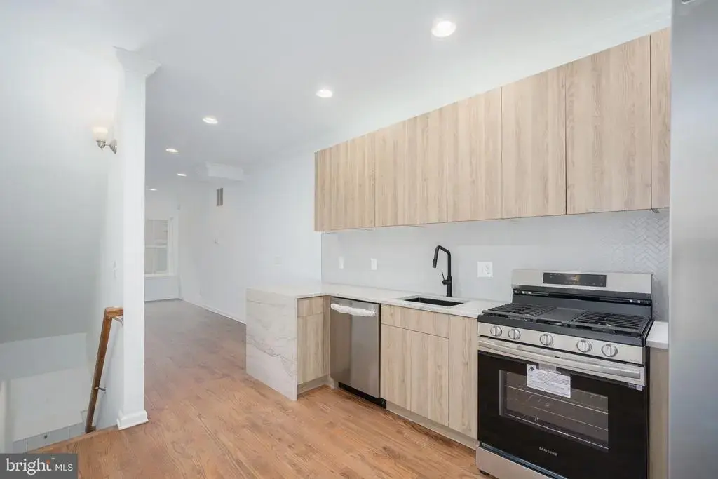 1014 S Cleveland St, PHILADELPHIA