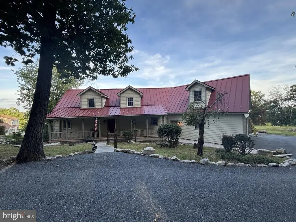 1060 Kuhn Rd, BOILING SPRINGS