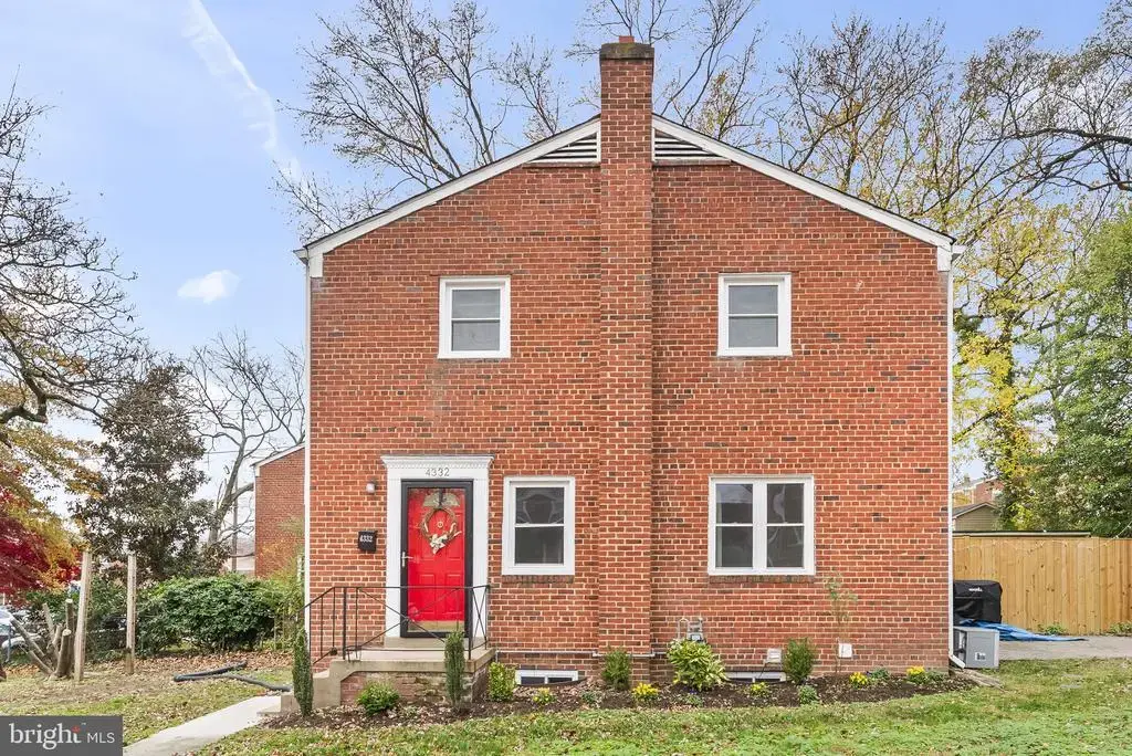 4332 Utica Ave, ALEXANDRIA