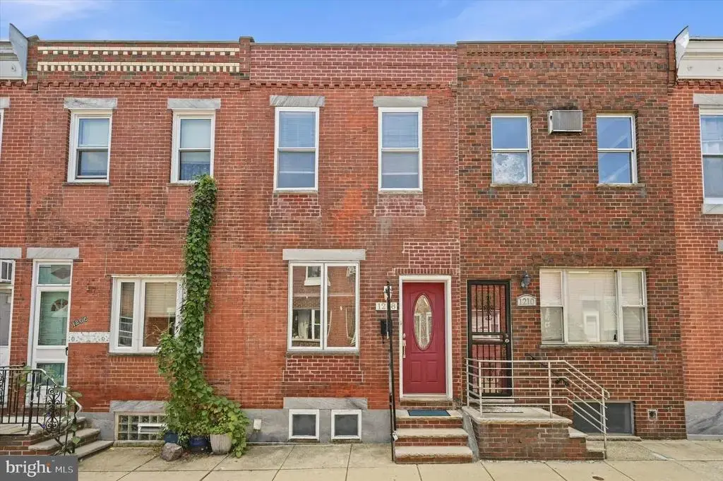 1208 Tree St, PHILADELPHIA