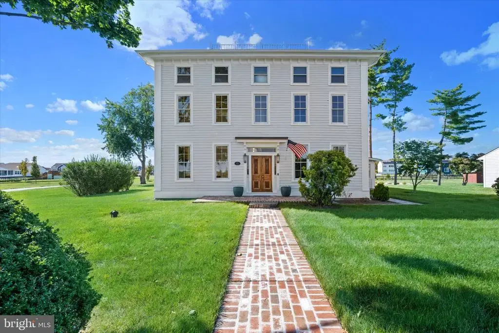 220 Nighthawk Dr, MIDDLETOWN