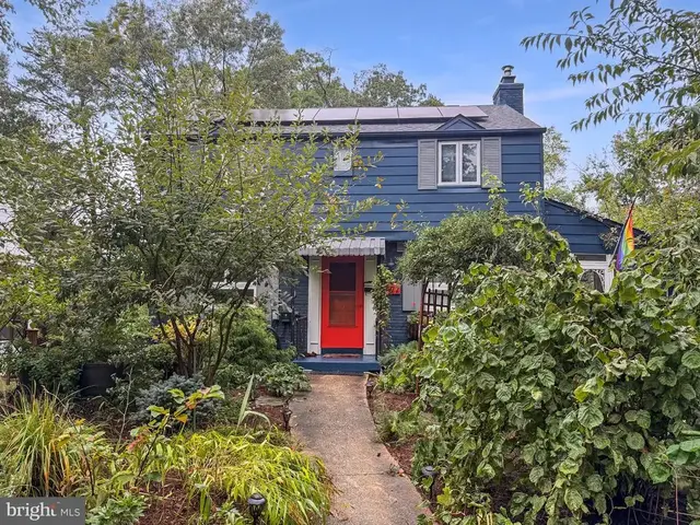 2422 Lake Ave, Cheverly