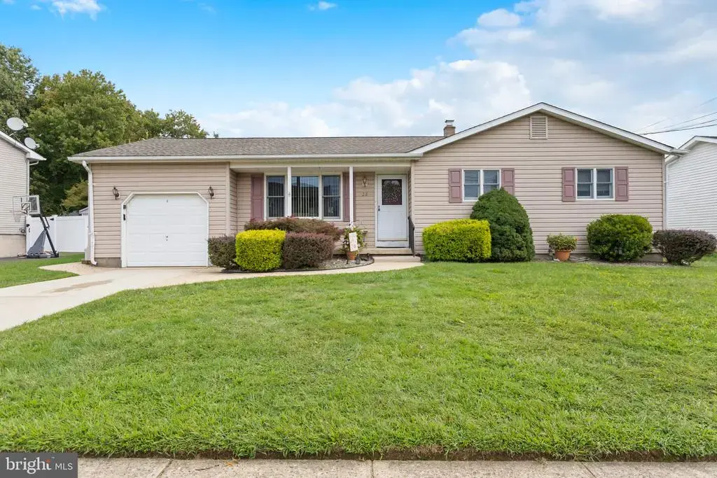 28 Dan Rd, HAMILTON