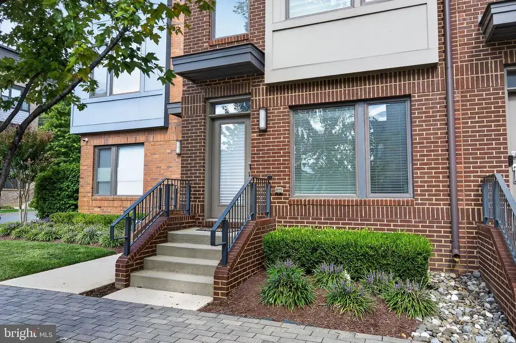 8087 Red Hook St, ROCKVILLE