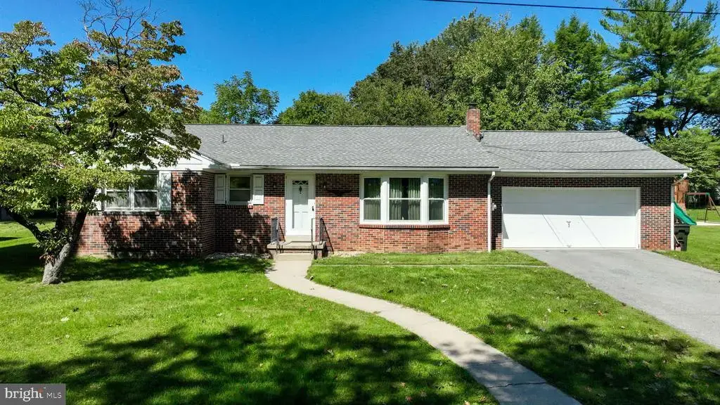 42 Oak Ln, STEVENS