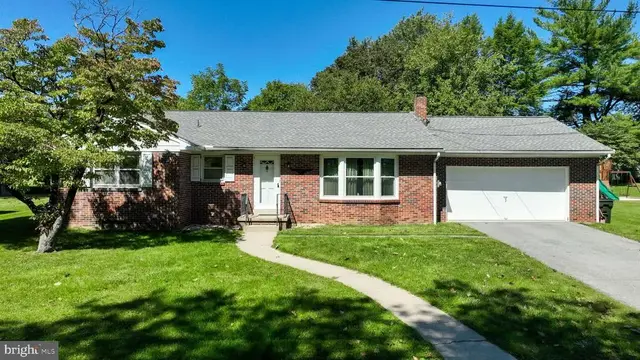 42 Oak Ln, Stevens