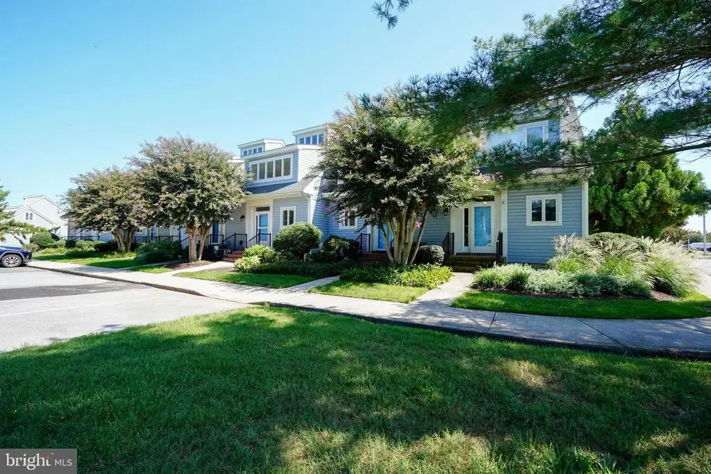 6 Henlopen Gdns, LEWES