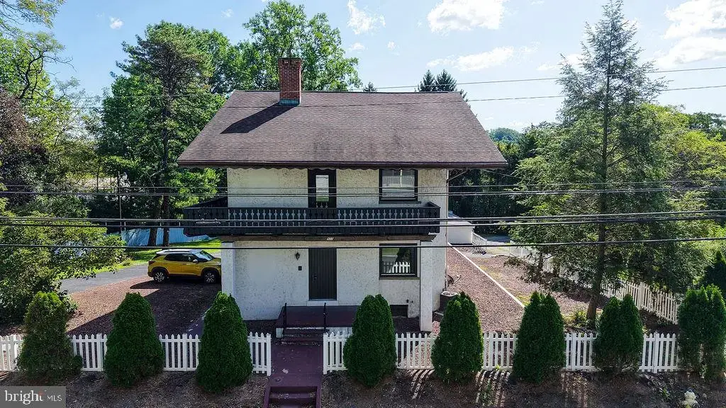 900 Morgantown Rd, READING