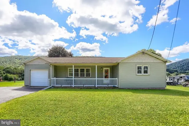 1647 Ridge Rd, Klingerstown