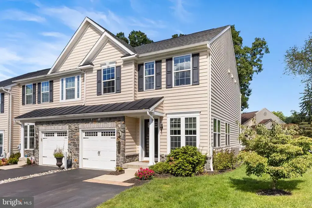 1263 Derry Ln, WEST CHESTER