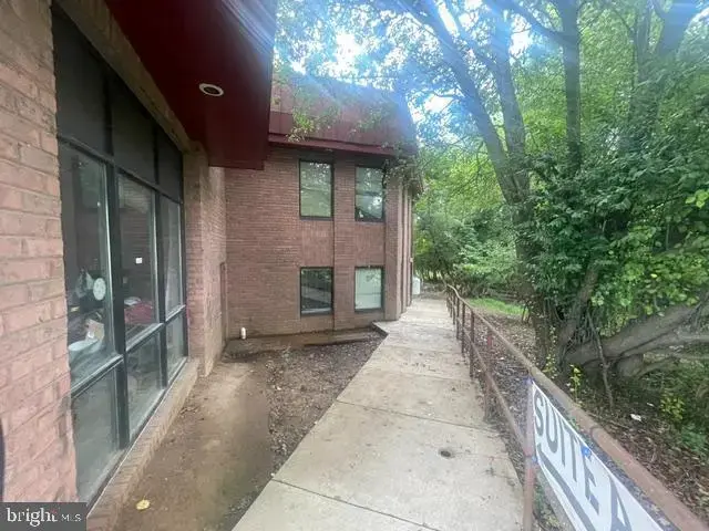 10001 Lewis Dr #a-100, Damascus