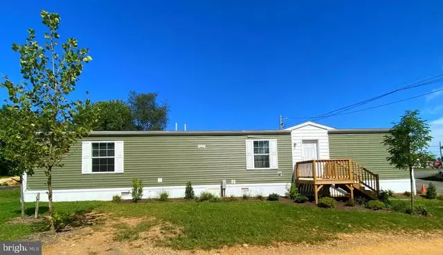 204 Gunner Ln, Honey Brook