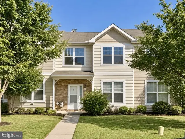 133 Lady Bug Dr, Dover