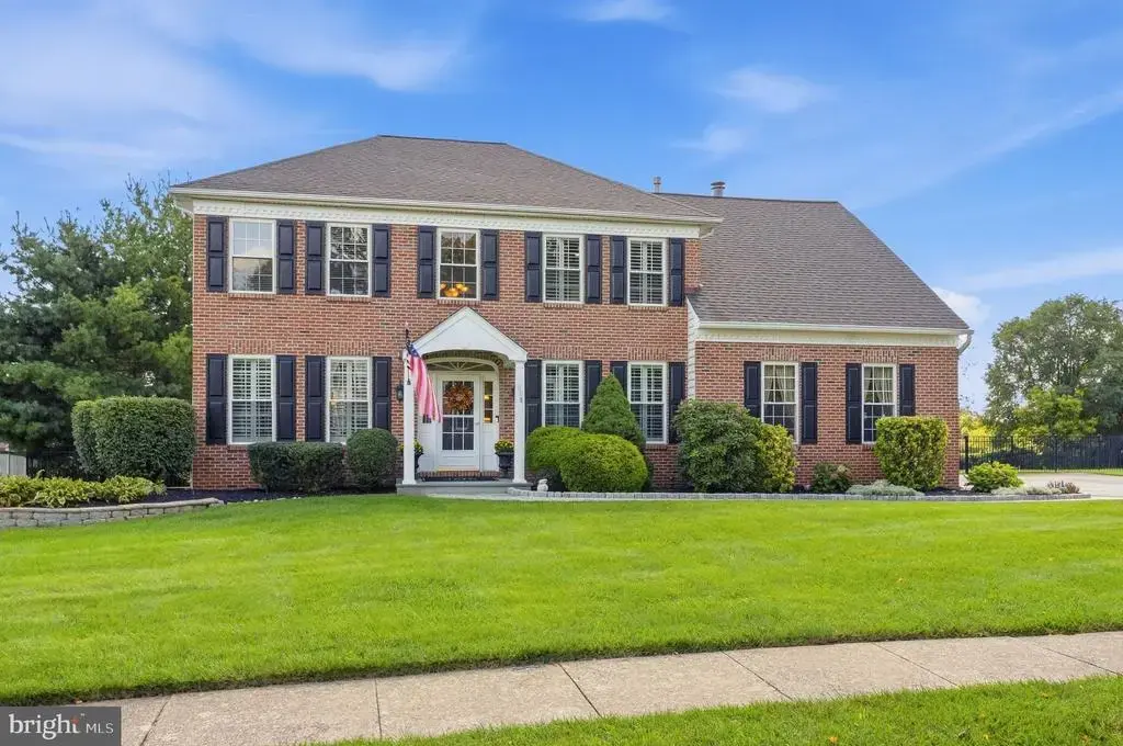 1028 Cottonwood Dr, COLLEGEVILLE
