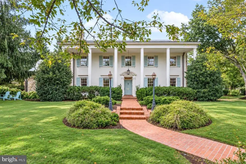5329 Woodlawn Ave, CHEVY CHASE