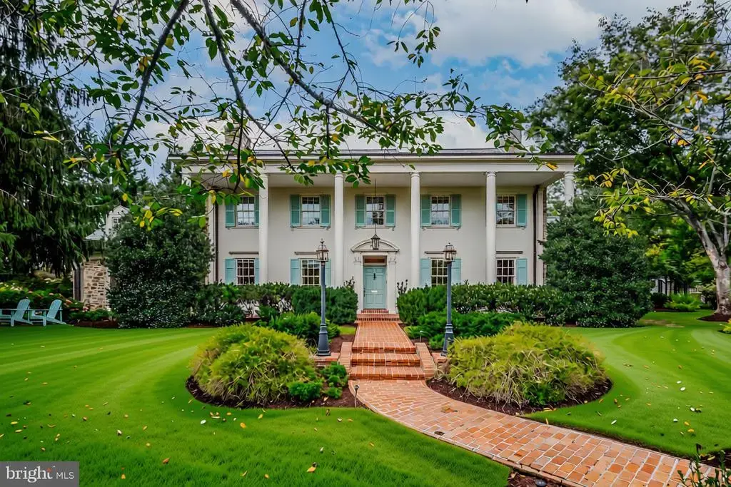5329 Woodlawn Ave, CHEVY CHASE