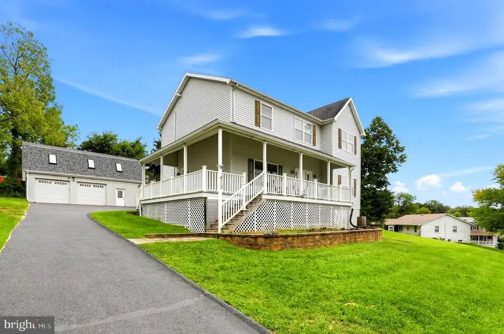 413 Lincoln Ave, LANGHORNE