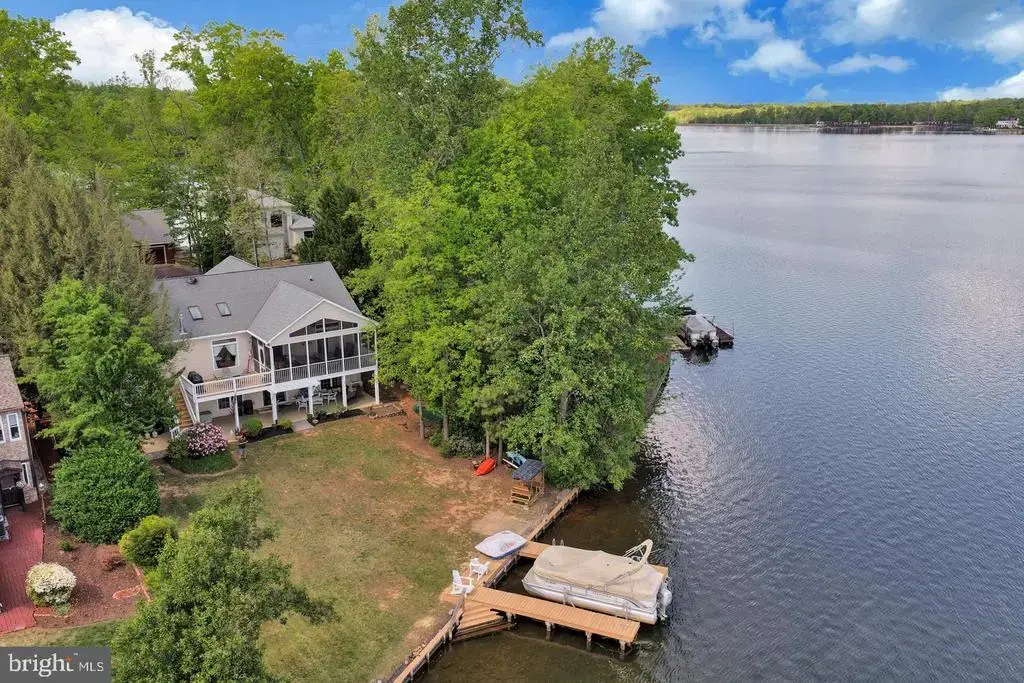 626 Cornwallis Ave, LOCUST GROVE