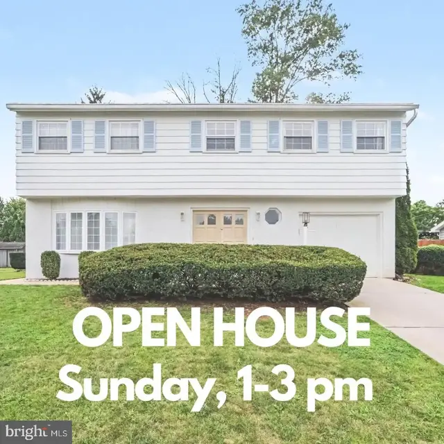 7 Center Dr, Camp Hill