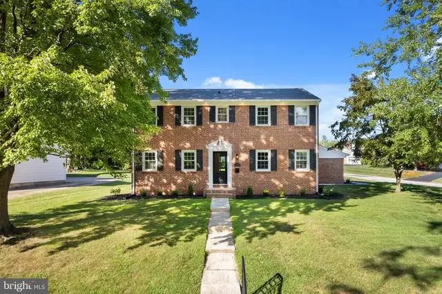 1101 Webster Dr, Wilmington