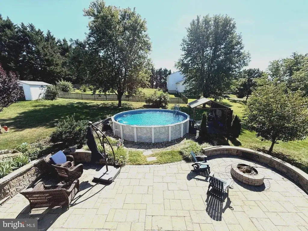 1011 Cloverdale Rd, CHARLES TOWN