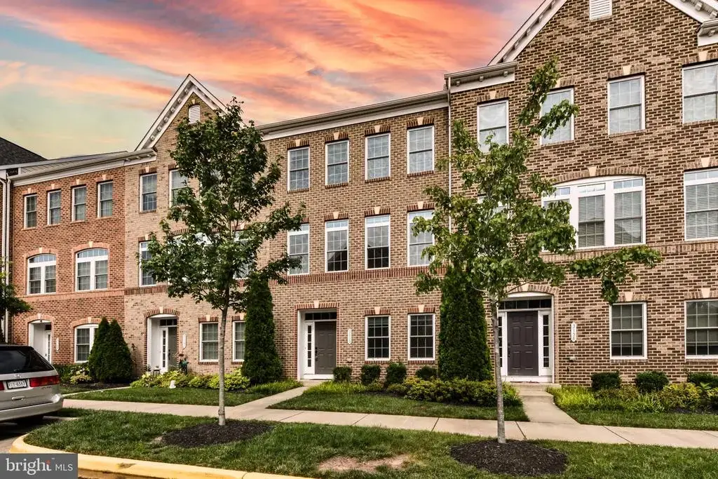 3160 Yeager Dr, HERNDON