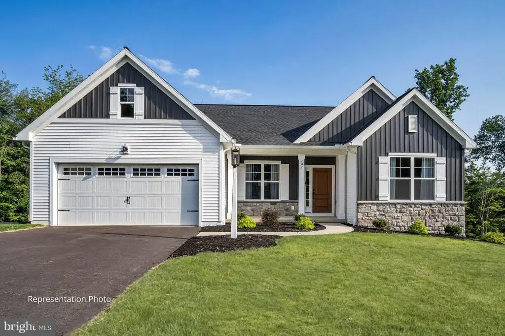 2235 S Autumn Chase Dr #92, MECHANICSBURG