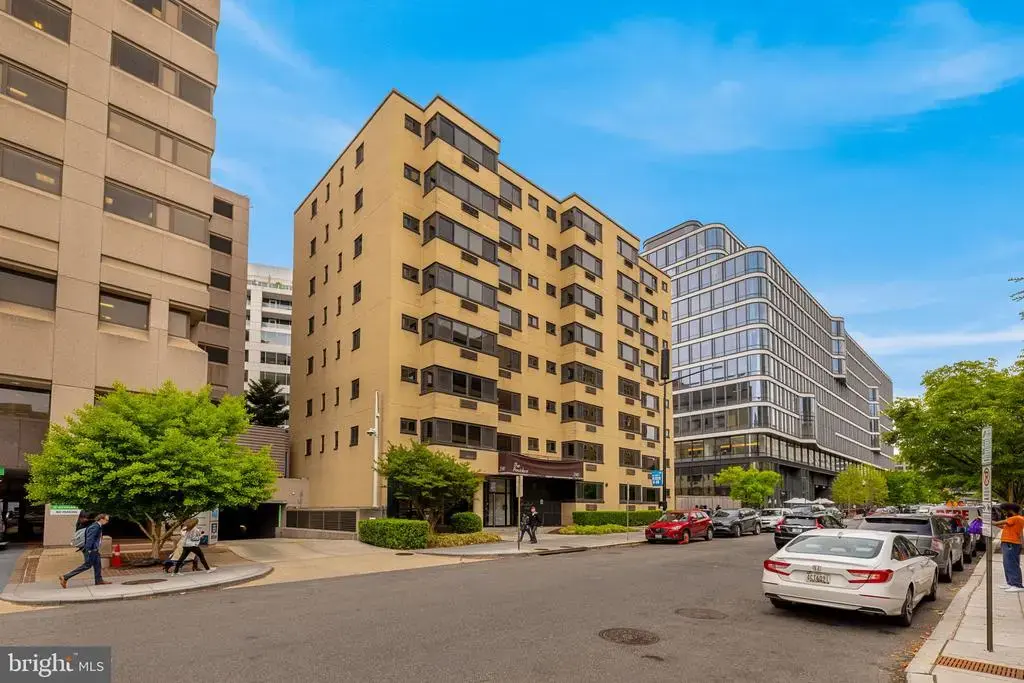 2141 I St Nw #402, WASHINGTON