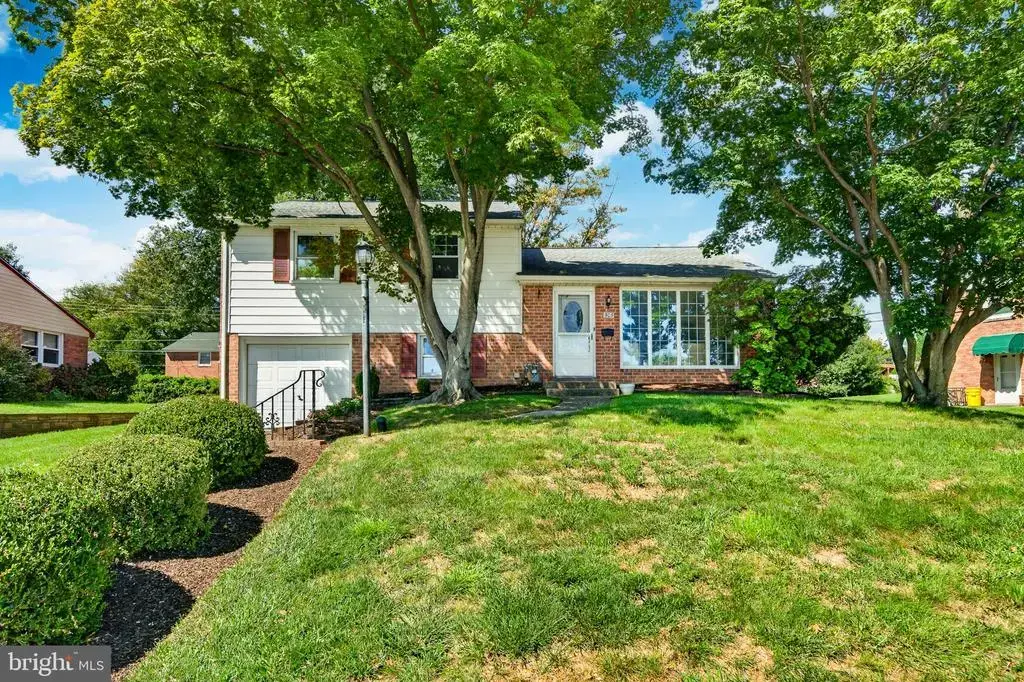 505 Vernon Rd, SPRINGFIELD