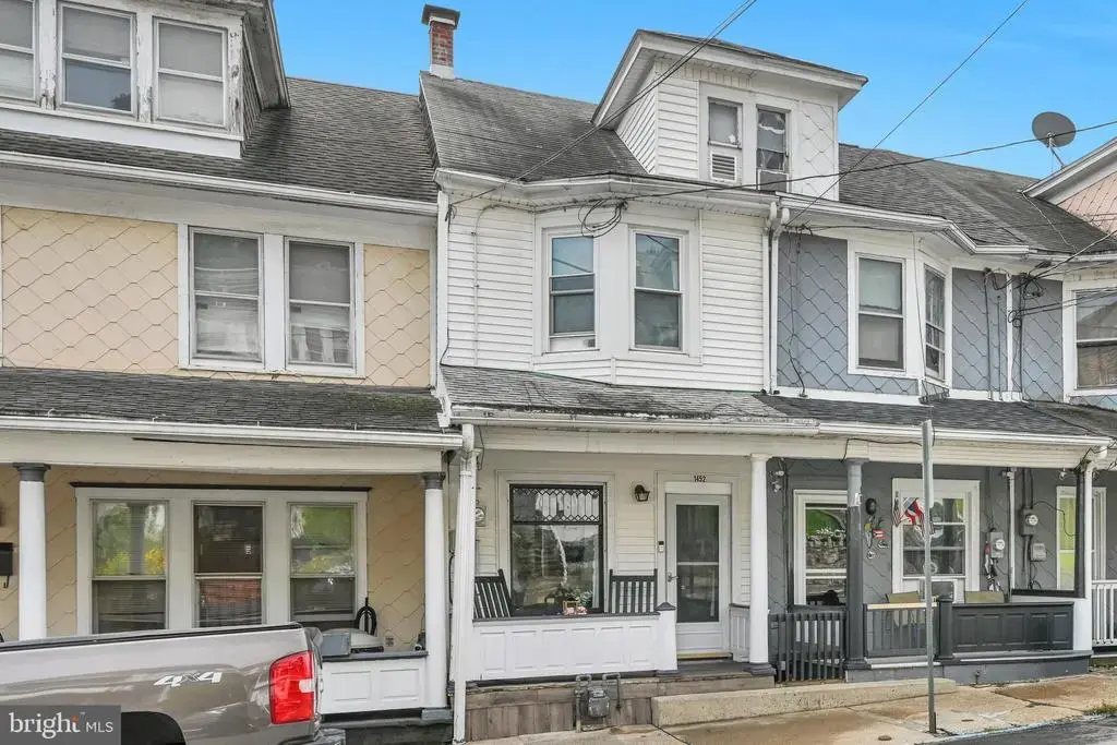 1452 W Walnut St, COAL TOWNSHIP
