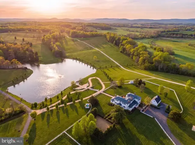 6903 Blenheim Road, Scottsville