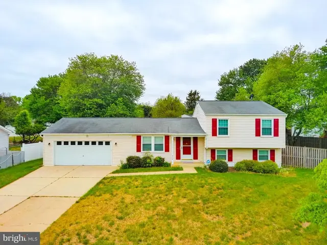 806 Truro Ct, Waldorf