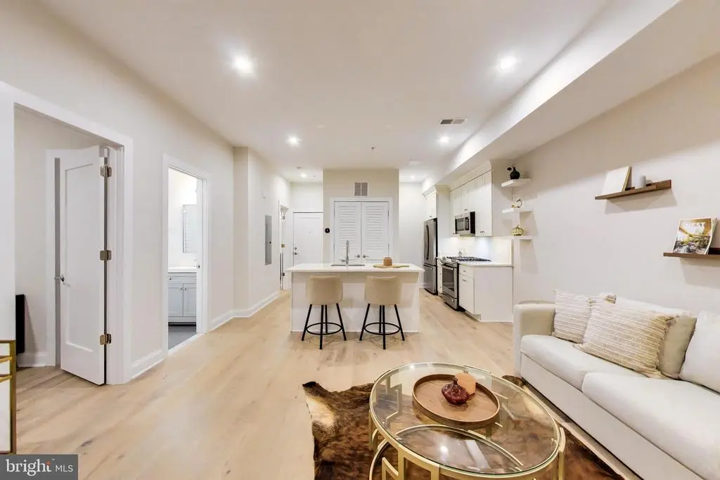 4319 Harrison St Nw #2, WASHINGTON